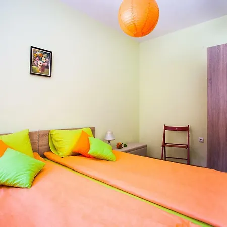Orange Bansko